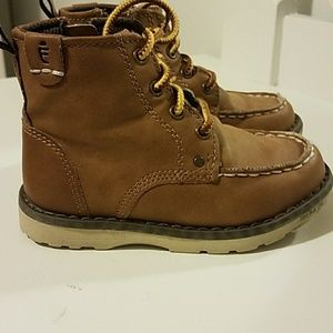 toddler boots